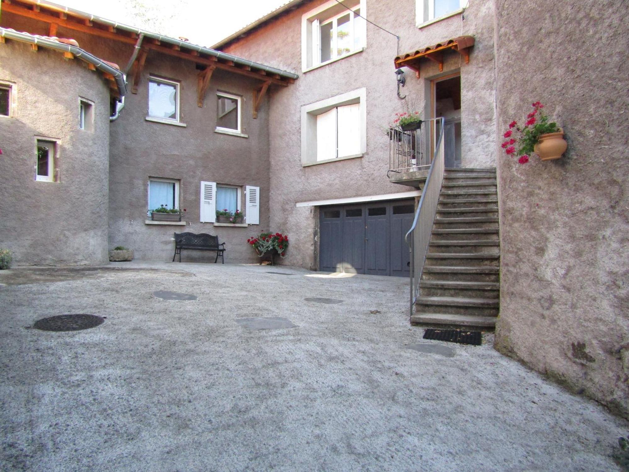 Grande Maison Au Coeur D'Un Village Historique Avec Terrasse Et Wifi Inclus - Fr-1-582-308 Saint-Vidal Exteriér fotografie